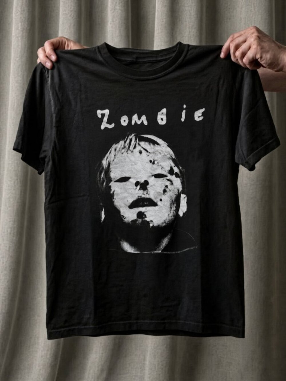 Zombie Graphic Tee Black and White Face Print 90s Rock T-Shirt